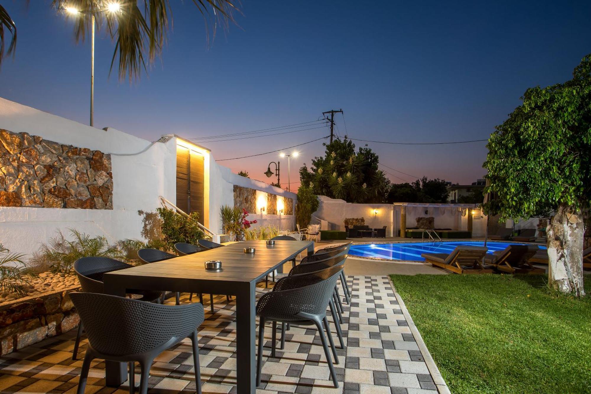 Toulas Studios&Apts No2 Faliraki Exterior foto
