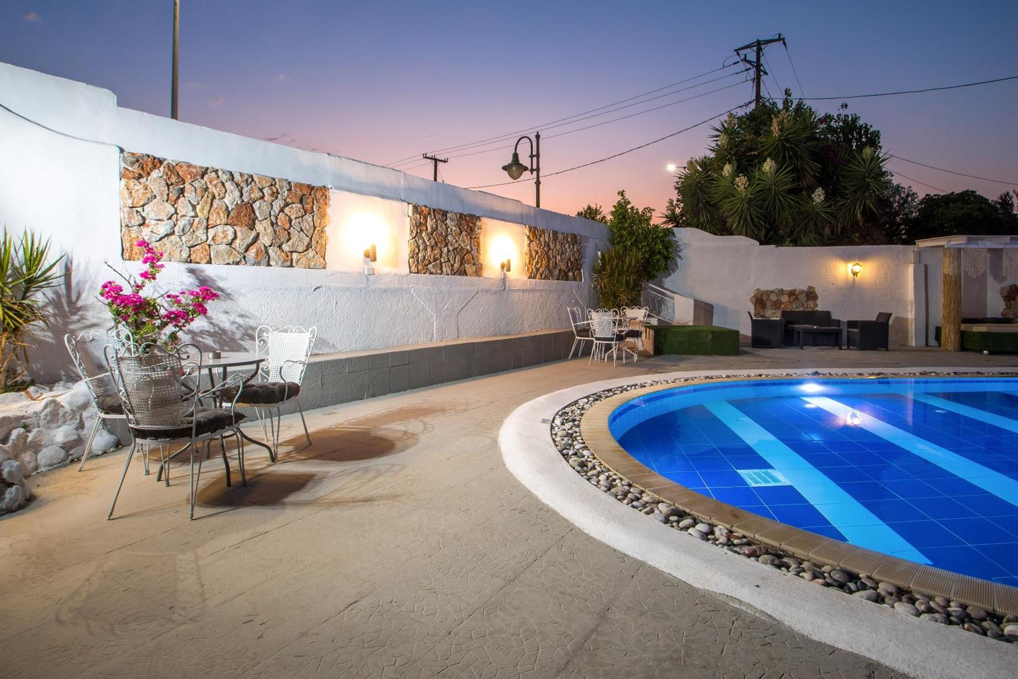 Toulas Studios&Apts No2 Faliraki Exterior foto